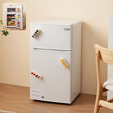 ケケピン。新品未使用※定価3万円・かわいい冷蔵庫・ホワイト。 ケケピン。新品未使用※定価3万円・かわいい冷蔵庫・ホワイト。 楽天